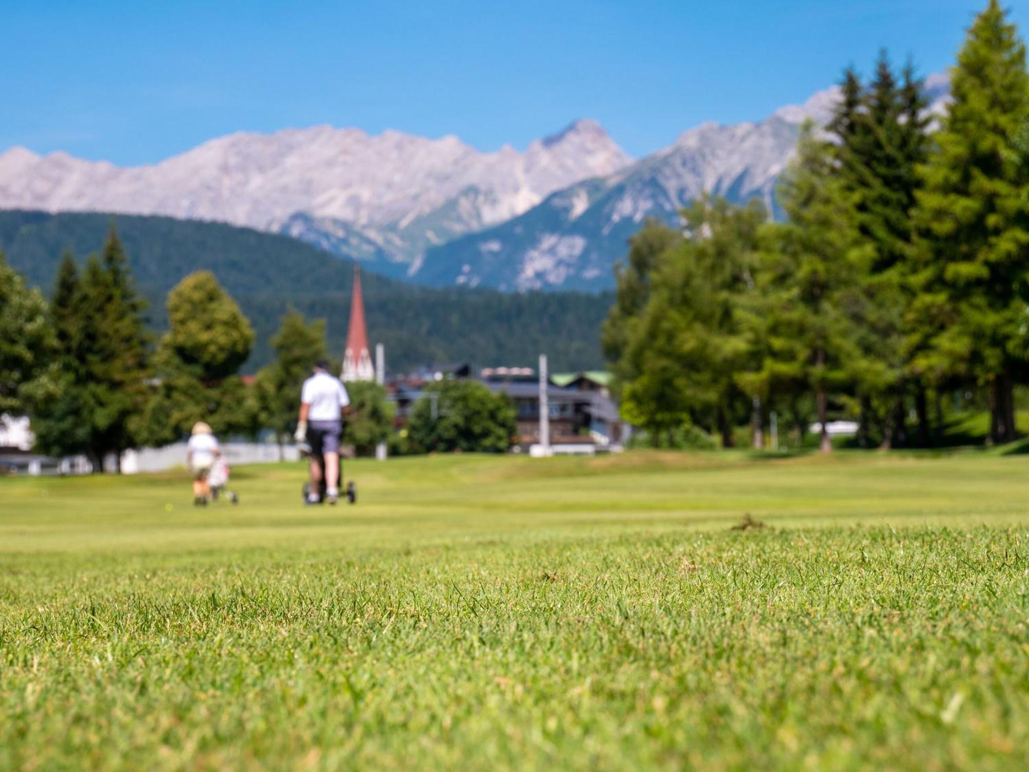 Hotel Berghof Seefeld in Tirol Buitenkant foto