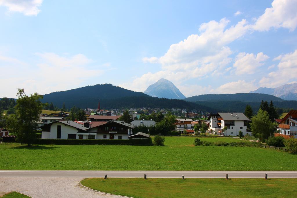 Hotel Berghof Seefeld in Tirol Buitenkant foto